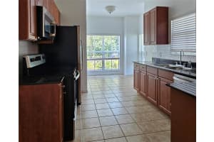 8202 DOWN ROYAL ROAD, TAMPA, FL 33610 Sold 11/04/25