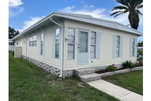 15435 LAKESHORE VILLAS STREET, TAMPA, FL 33613 - MLS#MFRO6342926