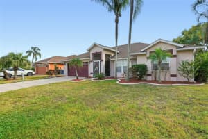 5807 28TH LANE, BRADENTON, FL 34203 - MLS#MFRO6342982