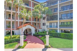 100 INTERLACHEN AVENUE, WINTER PARK, FL 32789 - MLS#MFRO6343006