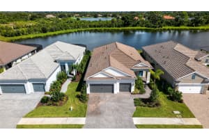 10253 CANAVERAL CIRCLE, SARASOTA, FL 34241 - MLS#MFRO6343026