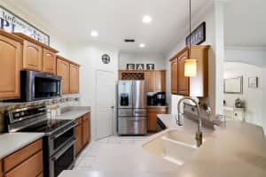 5895 AUTUMN CHASE CIRCLE, SANFORD, FL 32773 - MLS#MFRO6343045