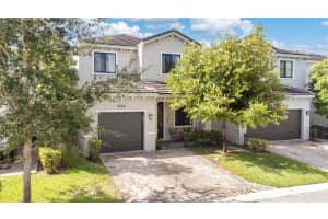 3374 5TH STREET, POMPANO BEACH, FL 33069 - MLS#MFRO6343052
