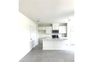 6485 HORSESHOE LANE WAY, ST CLOUD, FL 34773 Sold 11/21/25