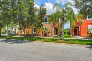 491 Las Fuentes Dr, KISSIMMEE