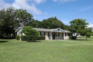 1020 Abadan Dr, DELTONA