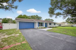 6208 FAIRWAY BOULEVARD, APOLLO BEACH, FL 33572 - MLS#MFRO6343460