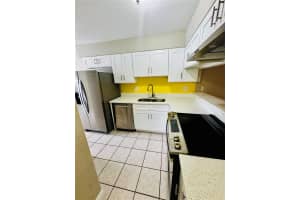 2305 ST MARTEEN COURT, KISSIMMEE, FL 34741 - MLS#MFRO6343510
