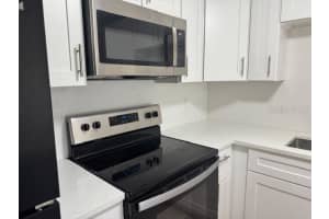 2022 JONATHAN STREET, KISSIMMEE, FL 34741 - MLS#MFRO6343528