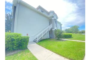 13917 FAIRWAY ISLAND DRIVE, ORLANDO, FL 32837 - MLS#MFRO6343608