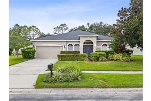 2424 STONE CROSS CIRCLE, ORLANDO, FL 32828 - MLS#MFRO6343618