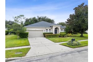 2424 STONE CROSS CIRCLE, ORLANDO, FL 32828 - MLS#MFRO6343618