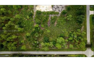 1617 JACKSON AVENUE, LEHIGH ACRES, FL 33972 - MLS#MFRO6343661