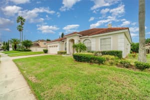 8603 WILD CHERRY COURT, ORLANDO, FL 32836 - MLS#MFRO6343681