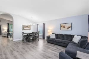 1940 EMERALD GREEN CIRCLE, OVIEDO, FL 32765 - MLS#MFRO6343688