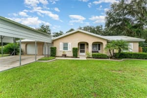 6204 Sweetwater Dr E, LAKELAND