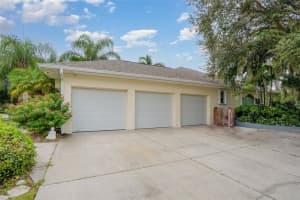 2412 WOODFIELD CIRCLE, MELBOURNE, FL 32904 - MLS#MFRO6343742