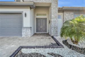 247 Hampton Loop Davenport, FL 33837 - Off Market