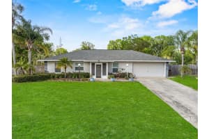 8975 Cypresswood Dr, LAKE WALES