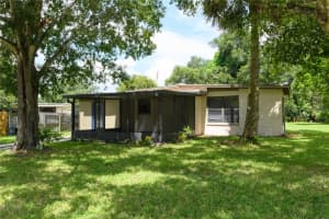 118 W Woodland Dr, SANFORD
