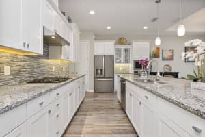 746 GRAND HILLTOP DRIVE, APOPKA, FL 32703 - MLS#MFRO6343864