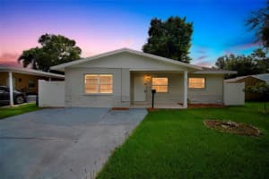 3713 37TH STREET, ST PETERSBURG, FL 33713 - MLS#MFRO6343884