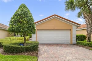 12244 PESCARA LANE, ORLANDO, FL 32827 - MLS#MFRO6343917