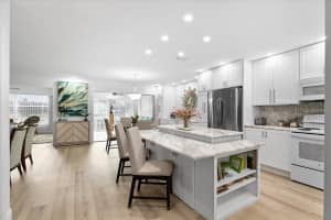2322 RIVERBLUFF PARKWAY, SARASOTA, FL 34231 - MLS#MFRO6343939
