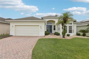 255 Royal Palm Dr, DAVENPORT
