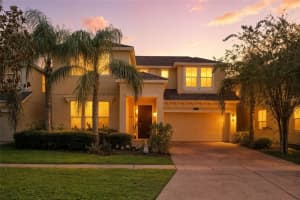 121 Las Fuentes Dr, KISSIMMEE