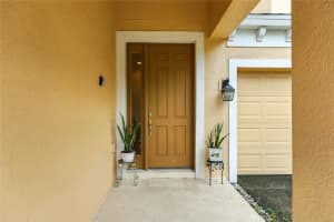 121 LAS FUENTES DRIVE, KISSIMMEE, FL 34746 - MLS#MFRO6343989