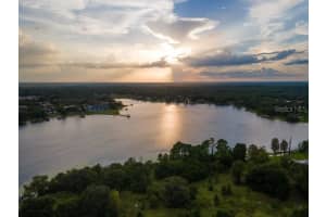 760 LAKE MARKHAM RD, SANFORD, FL 32771 - MLS#MFRO6344118