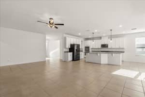 MLS# MFRO6344216, Orlando, Florida 32824