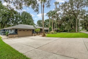 10417 CYPRESS ROAD, LEESBURG, FL 34788 - MLS#MFRO6344218