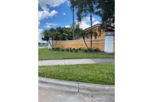 5737 Gatlin Ave #417, ORLANDO