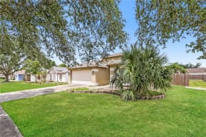10518 SALISBURY STREET, RIVERVIEW, FL 33569 - MLS#MFRO6344386
