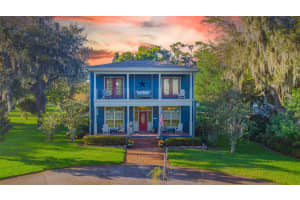 126 E Palmetto Ave, HOWEY IN THE HILLS 126 E Palmetto Ave, HOWEY IN THE HILLS