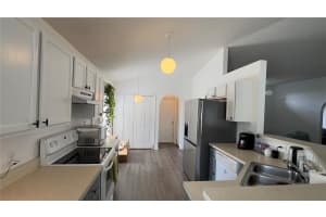 318 COLONY COURT, KISSIMMEE, FL 34758 - MLS#MFRO6344445
