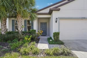 17216 Goldcrest Loop, CLERMONT