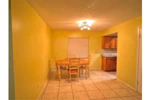 8213 VILLAGE GREEN ROAD, ORLANDO, FL 32818 - MLS#MFRO6344488