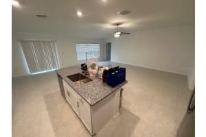 3601 Natural Trace St Plant City, FL 33565 - Off Market