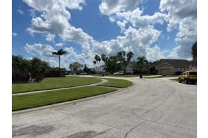 208 OLD MILL CIRCLE, KISSIMMEE, FL 34746 Sold 10/30/25