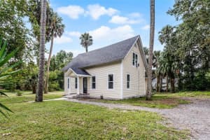 280 Clark St, DELTONA