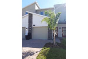 1027 Splash Shot Pl #1027, DAVENPORT