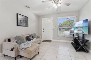 4644 BARLEY STREET, ORLANDO, FL 32811 - MLS#MFRO6344638