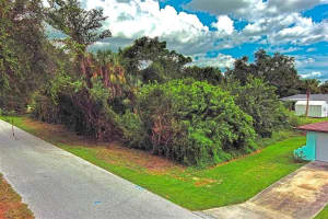 21511 CARLETON AVENUE, PORT CHARLOTTE, FL 33952 - MLS#MFRO6344688