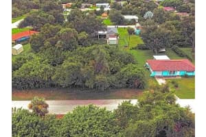 21511 CARLETON AVENUE, PORT CHARLOTTE, FL 33952 - MLS#MFRO6344688