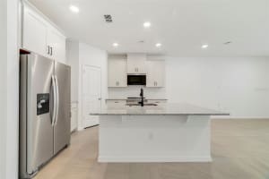 663 CLARK STREET, OVIEDO, FL 32765 - MLS#MFRO6344820