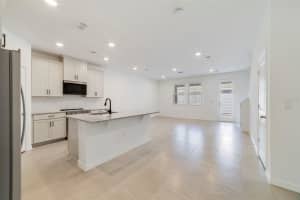 663 CLARK STREET, OVIEDO, FL 32765 - MLS#MFRO6344820