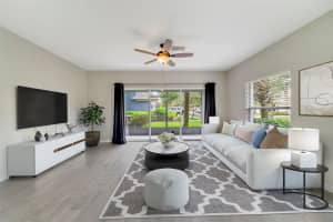 10404 KIPLINGER LANE, ORLANDO, FL 32829 - MLS#MFRO6344995
